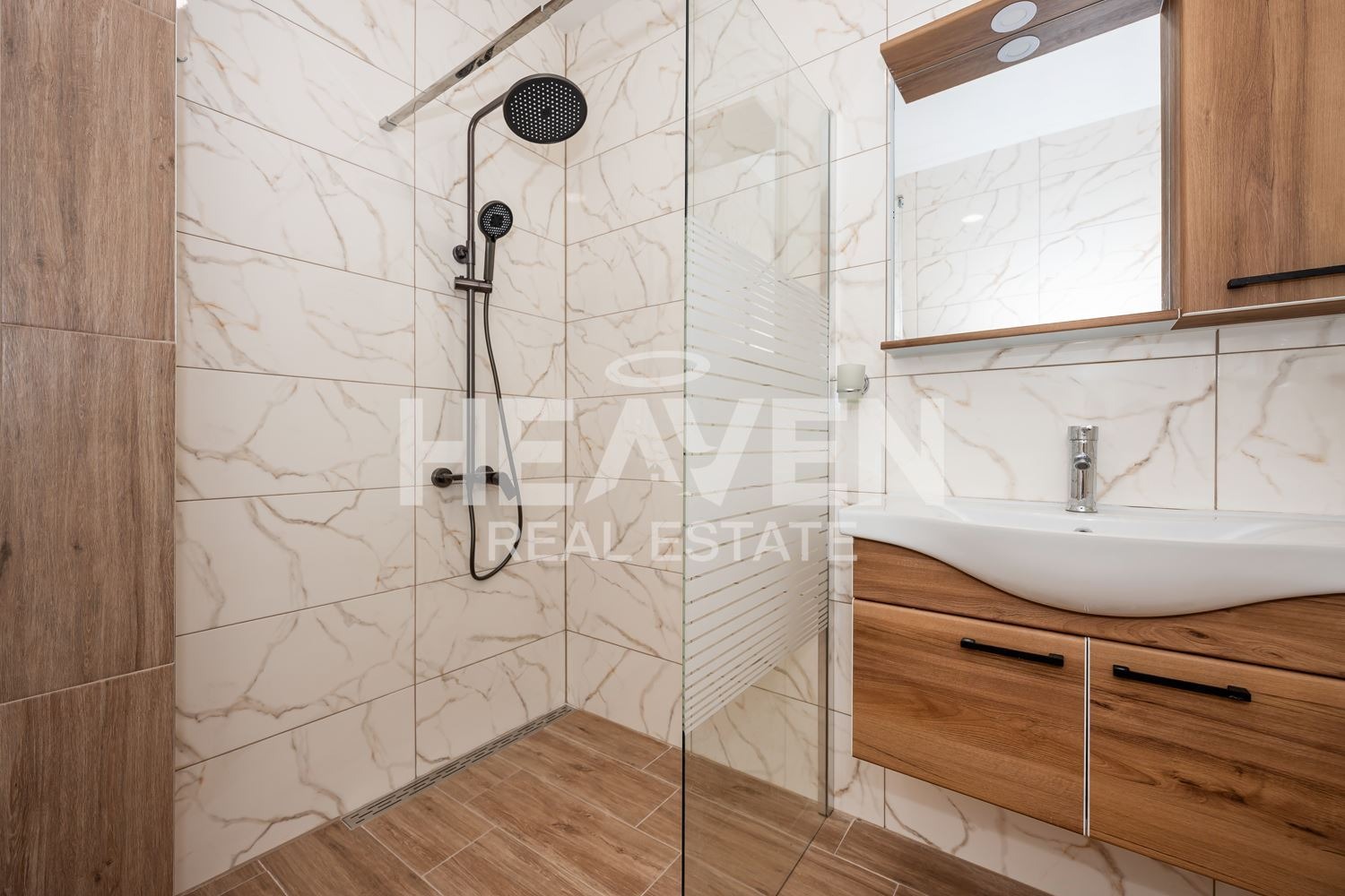 Продава 2-СТАЕН, гр. Пловдив, Кършияка, снимка 8 - Апартаменти - 54034529