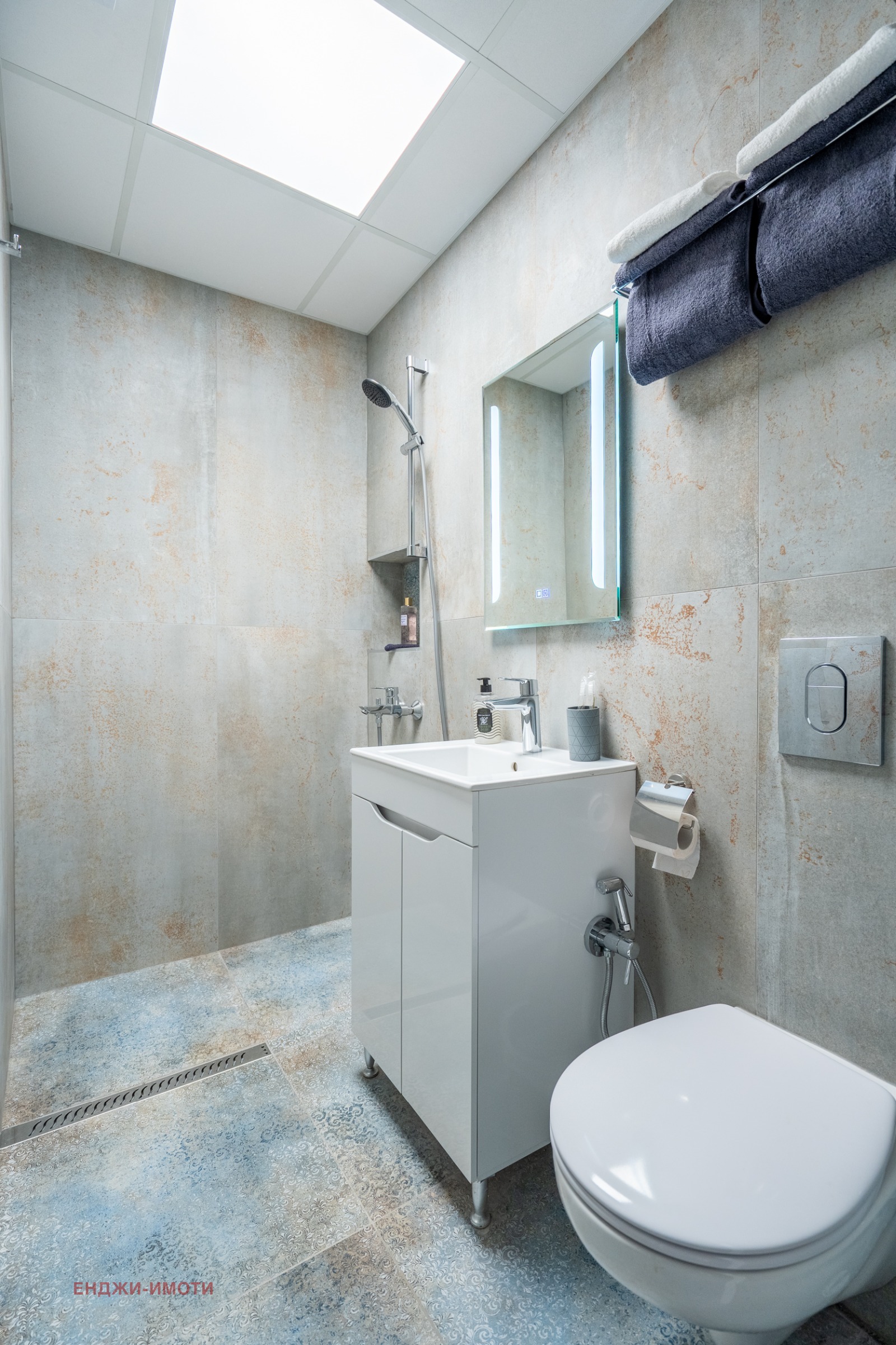 Продава 2-СТАЕН, гр. София, Център, снимка 14 - Апартаменти - 54047246