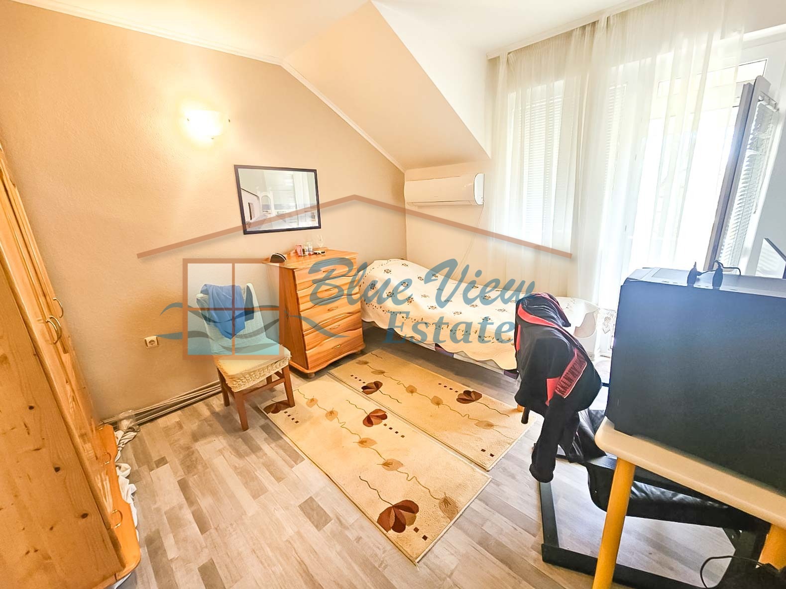 Продава ЕТАЖ ОТ КЪЩА, гр. Балчик, област Добрич, снимка 8 - Етаж от къща - 54354961