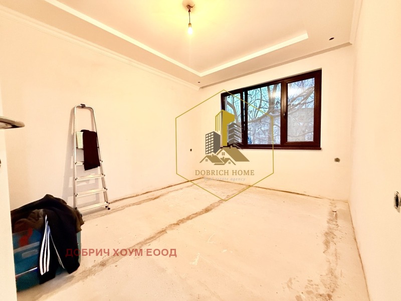 Продава 3-СТАЕН, гр. Добрич, Център, снимка 8 - Апартаменти - 53069082