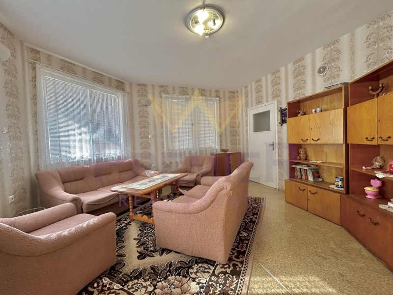 Till salu  Hus region Dobrich , Baltjik , 150 kvm | 53935354 - bild [5]