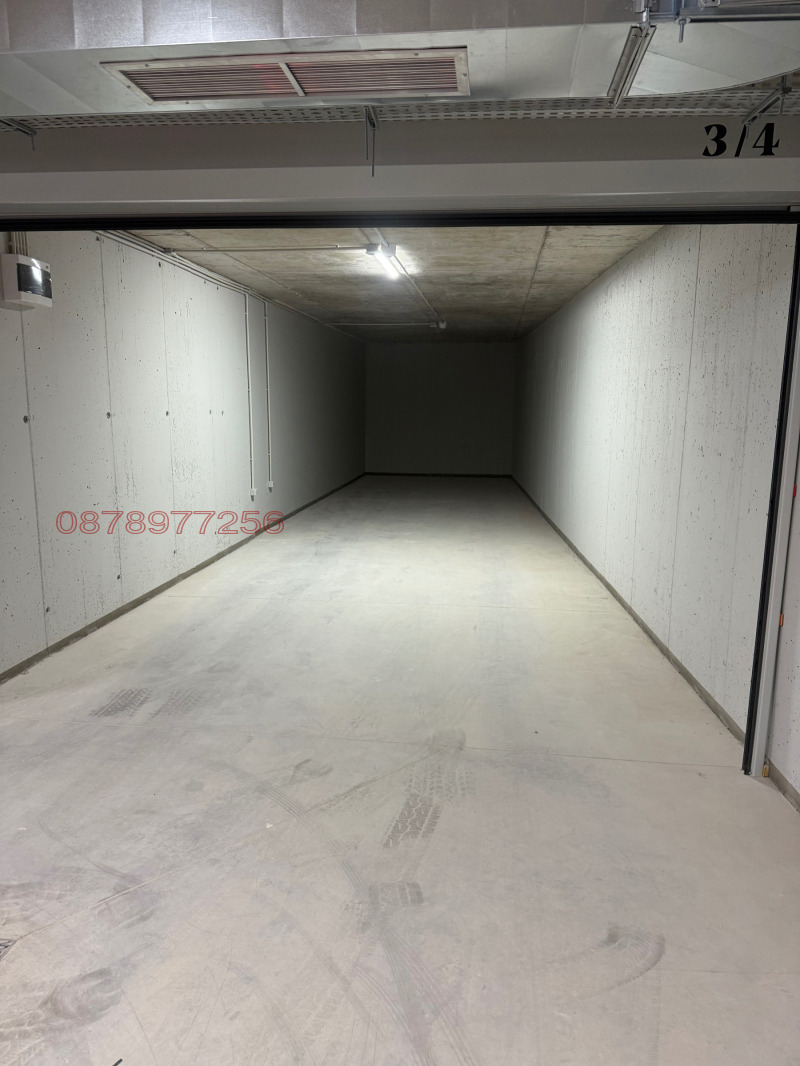 Продава ГАРАЖ, ПАРКОМЯСТО, гр. София, Сухата река