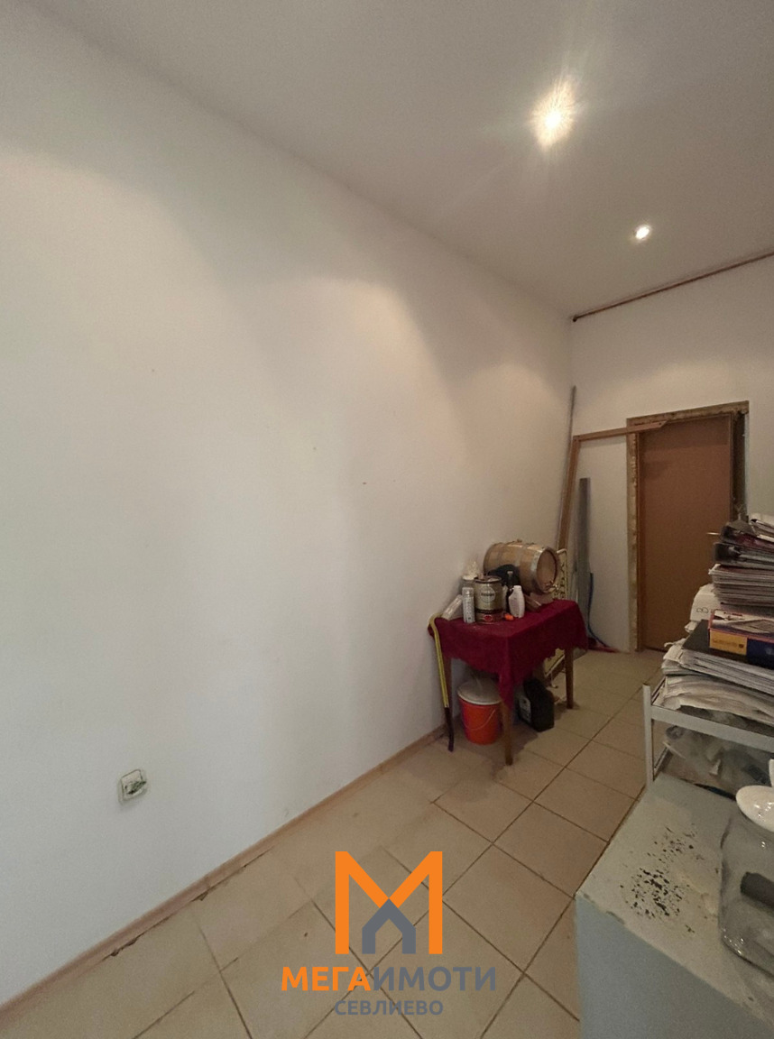 Продава МАГАЗИН, гр. Севлиево, област Габрово, снимка 4 - Магазини - 54214901