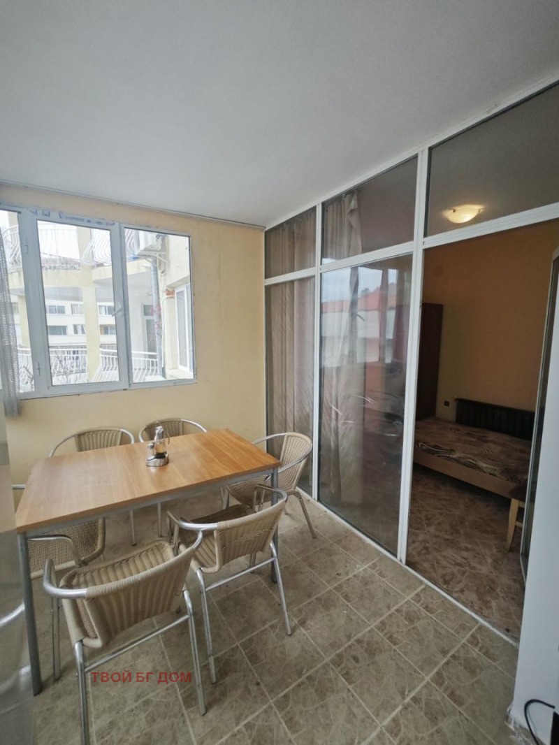 Продава МНОГОСТАЕН в област Бургас, гр. Свети Влас - 200 кв.м / 130 000 € » 254 257.90 лв., ТВОЙ БГ ДОМ
