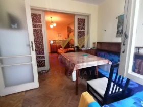 3+ camere da letto Festivalen kompleks, Varna 1