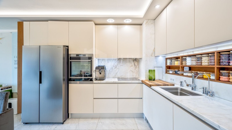 Na prodej  2 ložnice Sofia , Centar , 126 m2 | 16968402 - obraz [2]