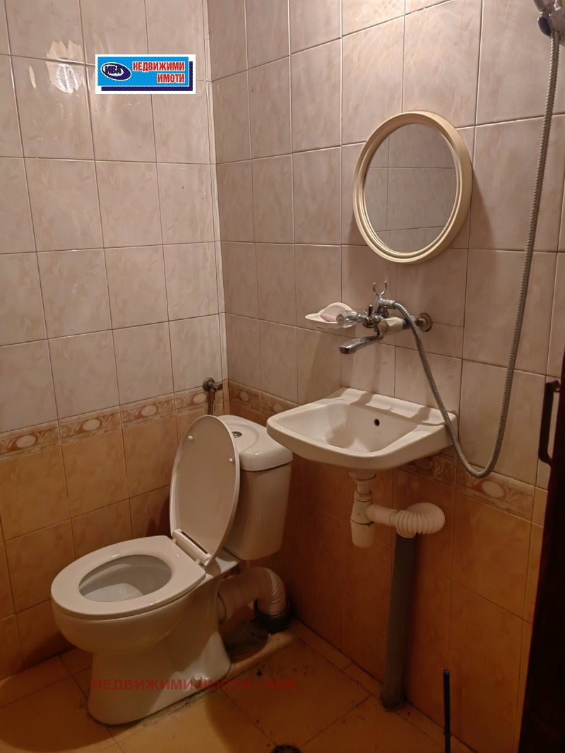 Продава  Къща област Сливен , с. Медвен , 500 кв.м | 50996677 - изображение [12]