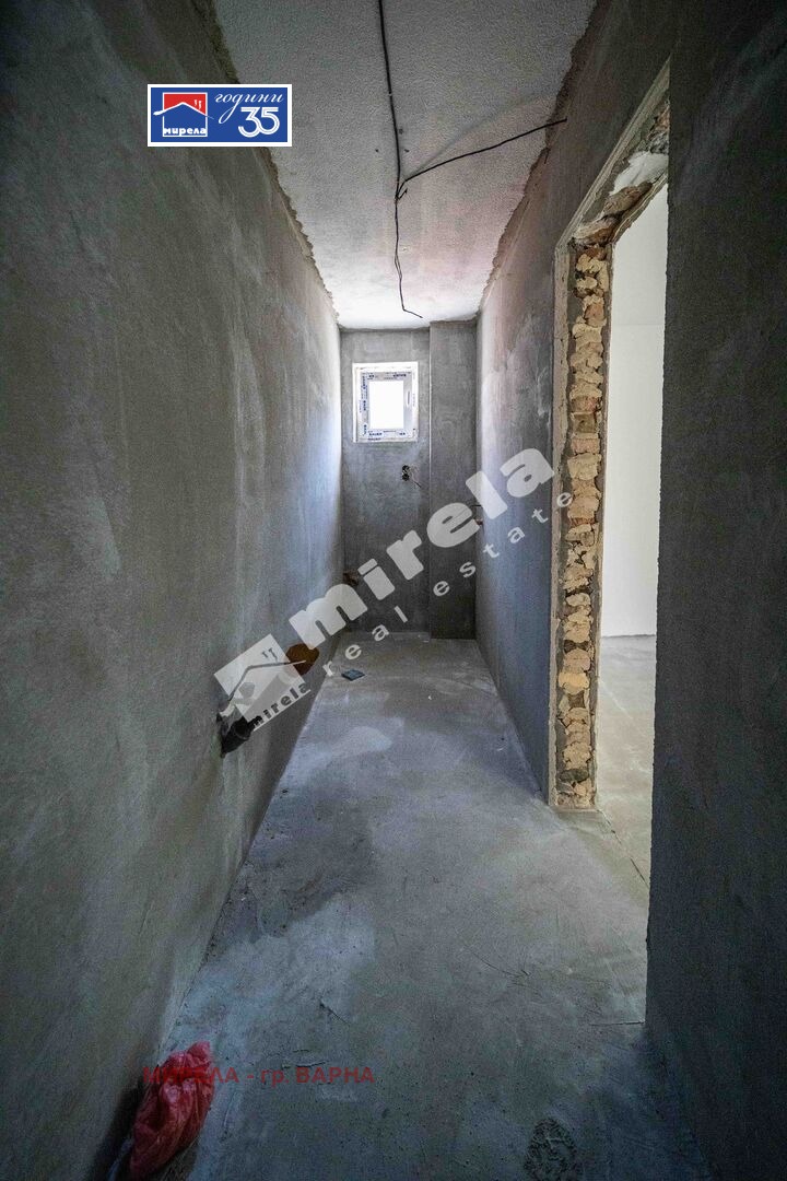 Продава КЪЩА, гр. Варна, Център, снимка 4 - Къщи - 56001386