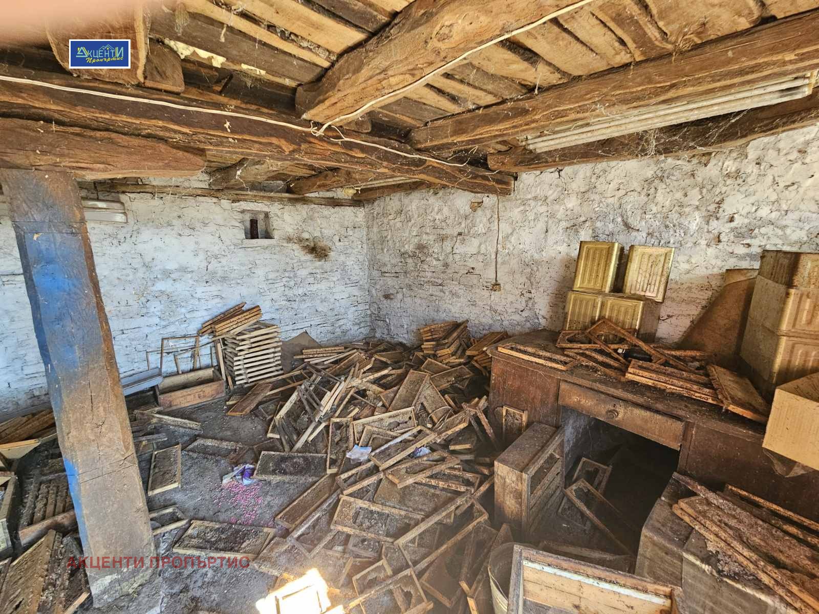 Продава КЪЩА, с. Патреш, област Велико Търново, снимка 2 - Къщи - 51558456
