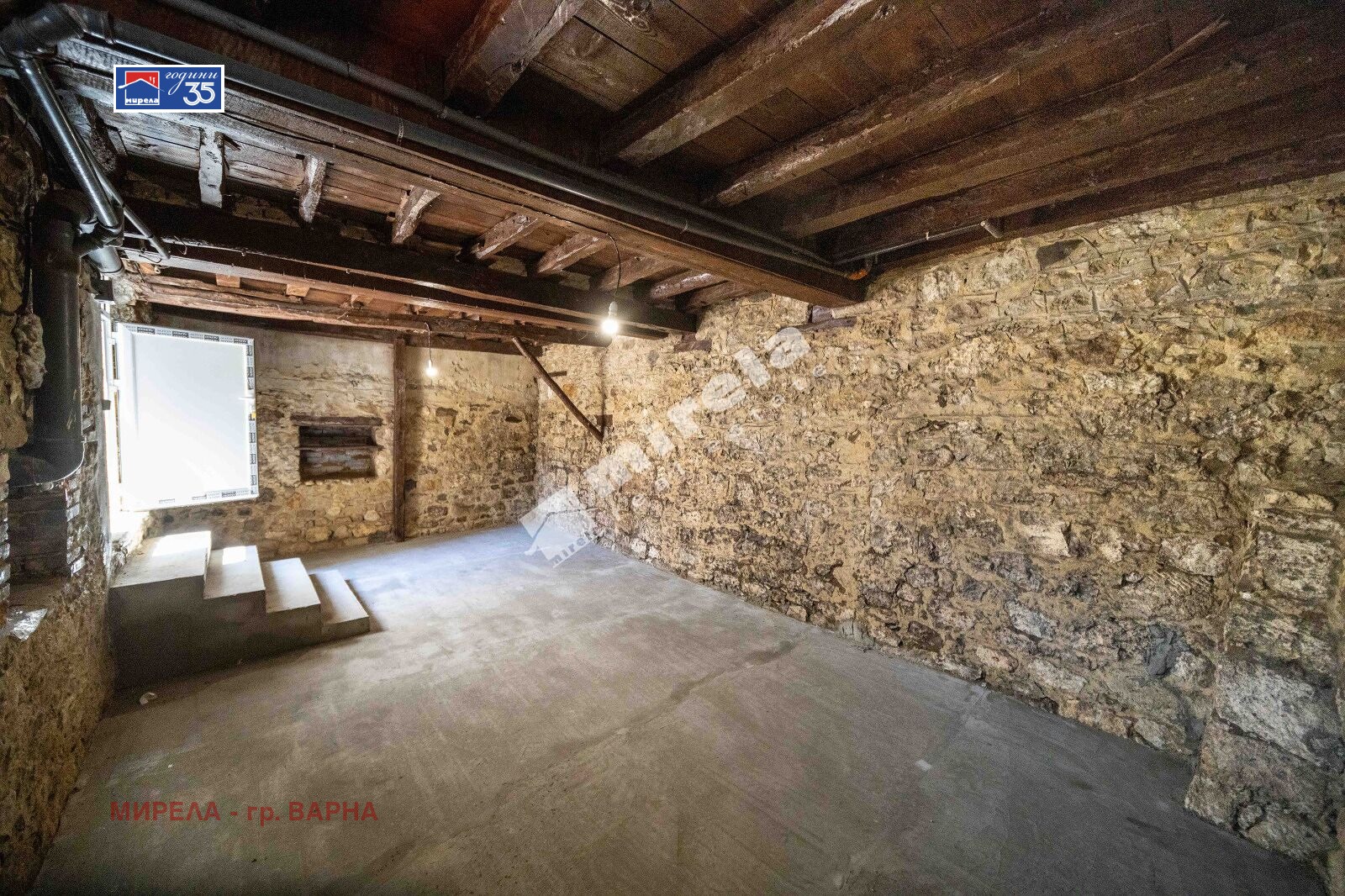 Продава КЪЩА, гр. Варна, Център, снимка 14 - Къщи - 56001386