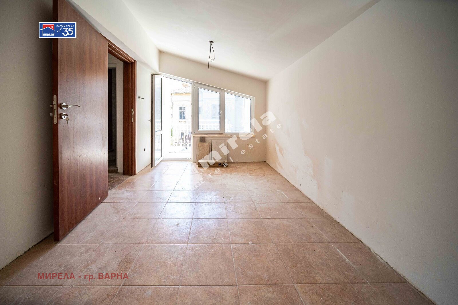 Продава КЪЩА, гр. Варна, Център, снимка 12 - Къщи - 56001386