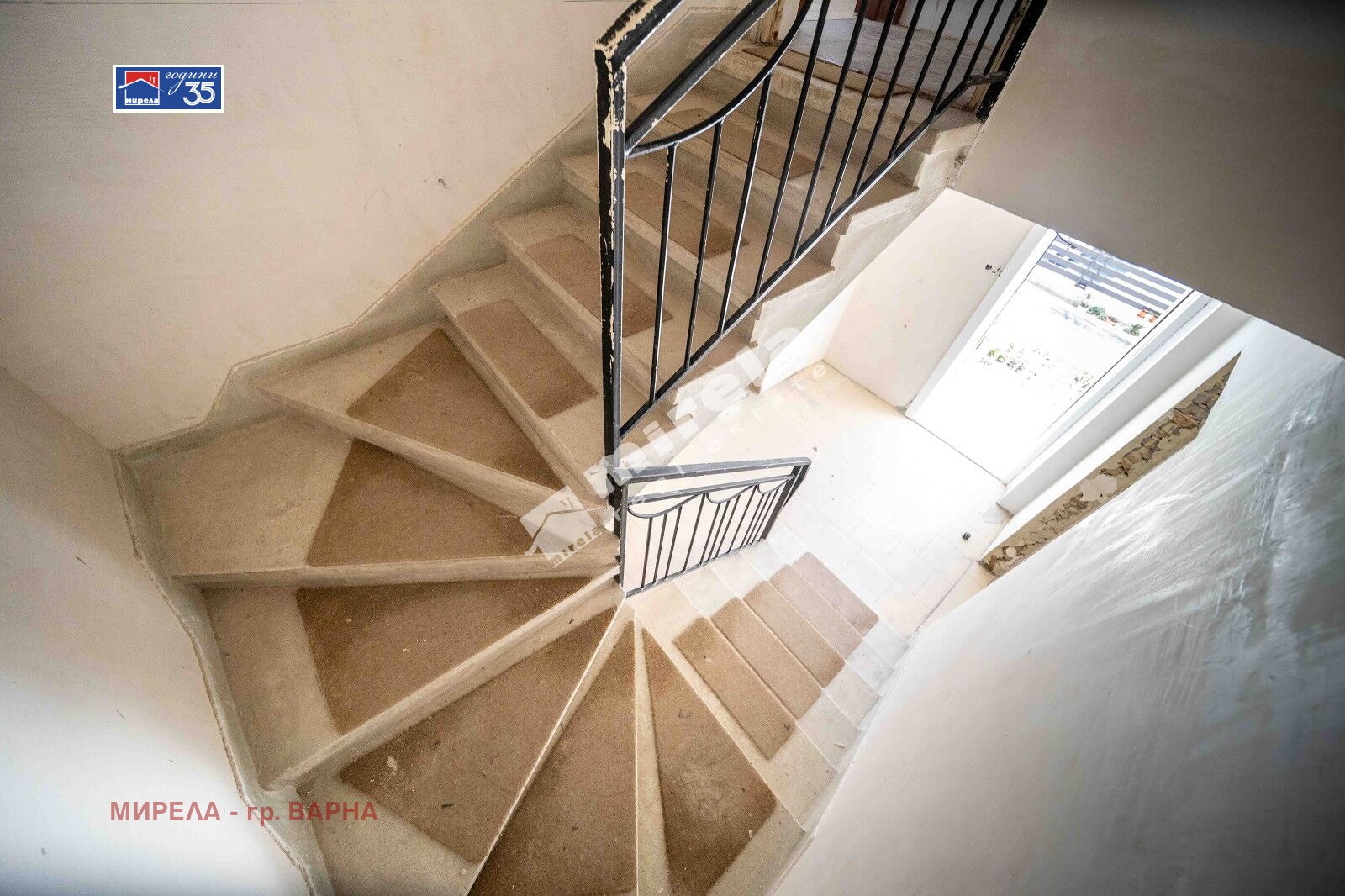 Продава КЪЩА, гр. Варна, Център, снимка 5 - Къщи - 56001386