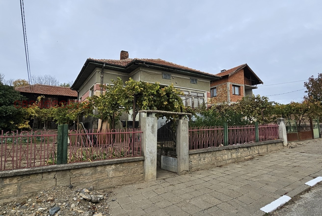 Продава КЪЩА, с. Буковец, област Видин