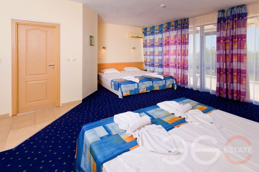 Продава ХОТЕЛ, гр. Варна, област Варна, снимка 3 - Хотели - 54050581