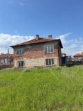 Продава КЪЩА, област Пловдив, с. Милево • 85000 € / 166245.55 лв. • 70645625 1