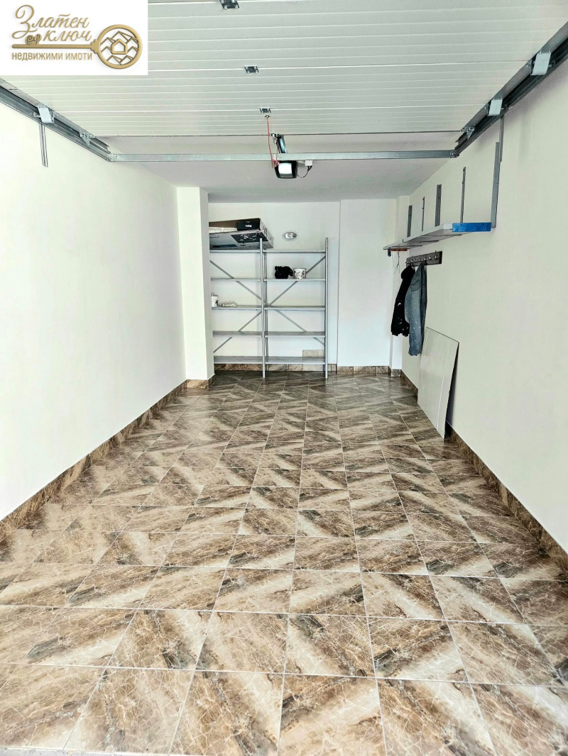 Продава  2-стаен град Пловдив , Христо Смирненски , 69 кв.м | 82702250 - изображение [17]