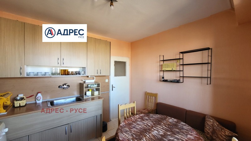 Продава 3-СТАЕН, гр. Русе, Здравец Изток, снимка 2 - Aпартаменти - 48099374