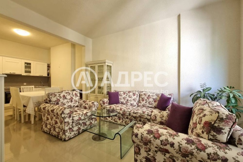 Продава 3-СТАЕН, гр. София, Център