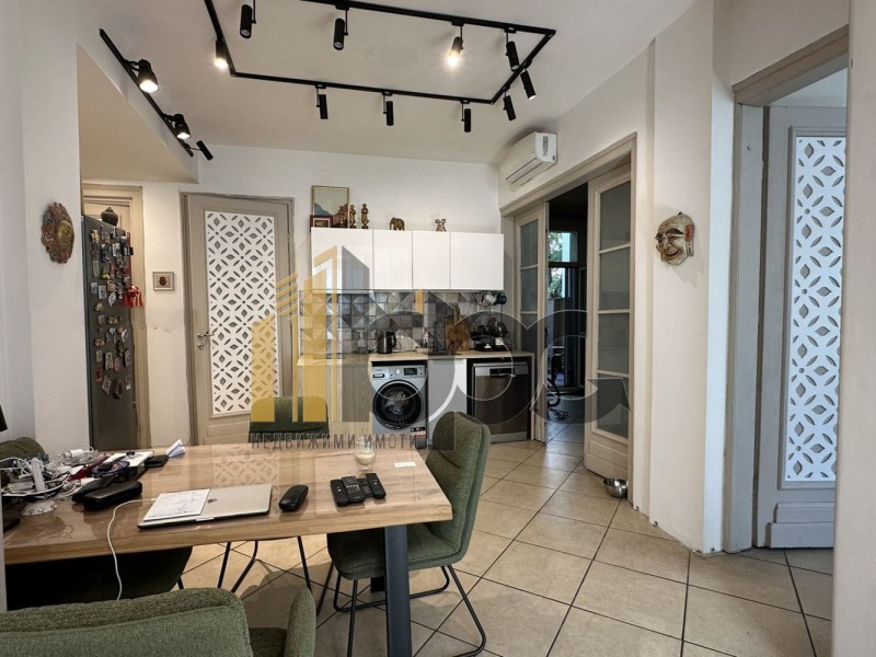 Продава 4-СТАЕН, гр. София, Център, снимка 12 - Апартаменти - 52493178