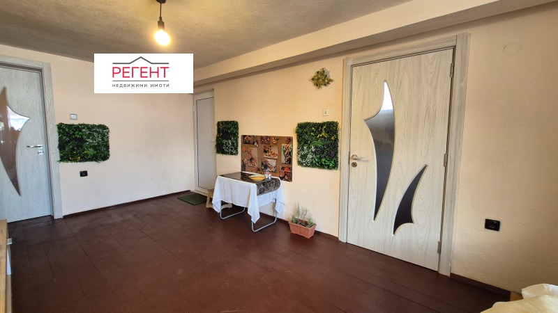 Продава ЕТАЖ ОТ КЪЩА, гр. Габрово, Център, снимка 3 - Етаж от къща - 42088810