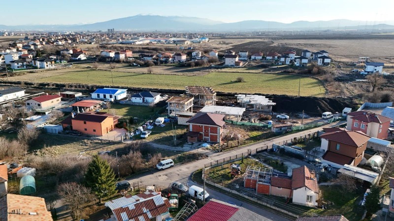 Продава КЪЩА, гр. Костинброд, област София област