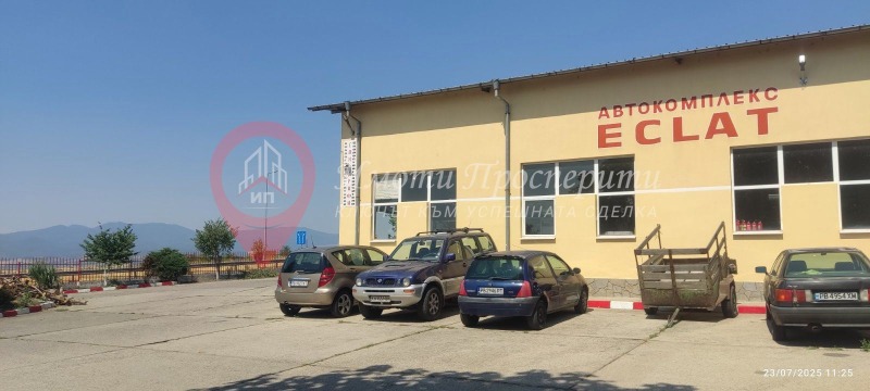 Zu verkaufen  Industriegebäude region Plowdiw , Sopot , 315 qm | 47277229 - Bild [2]