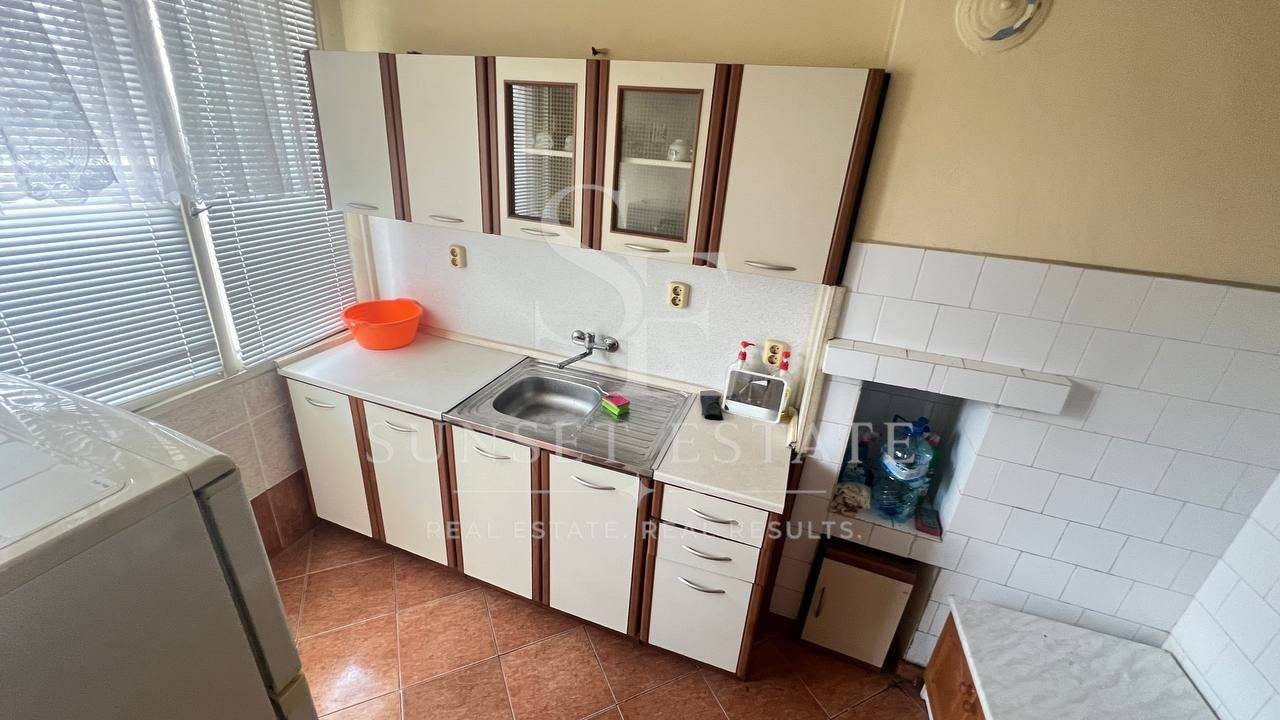 Продава ЕТАЖ ОТ КЪЩА, гр. Поморие, област Бургас, снимка 4 - Етаж от къща - 54406667