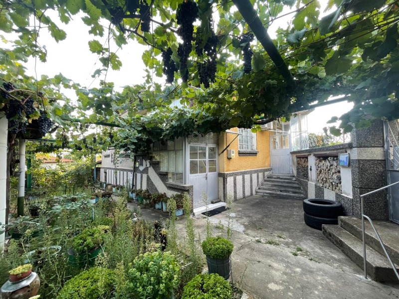 Продава КЪЩА в област Пловдив, с. Иганово - 90 кв.м / 77 000 € » 150 598.91 лв., АРЕНА ИМОТИ ООД