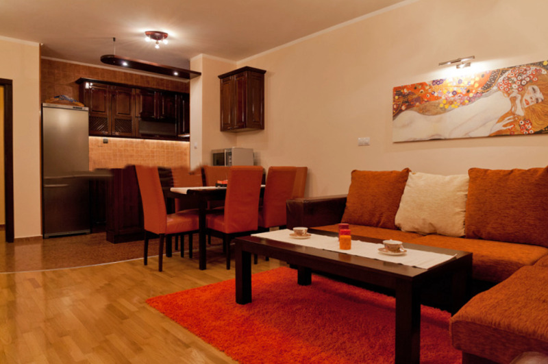 Продава  2-стаен град София , Борово , 100 кв.м | 57918502