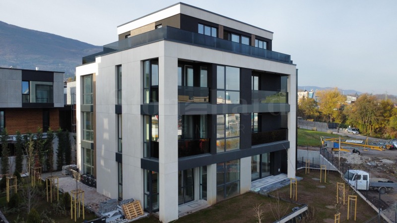 Продава 4-СТАЕН, гр. София, Бояна, снимка 13 - Апартаменти - 52399259