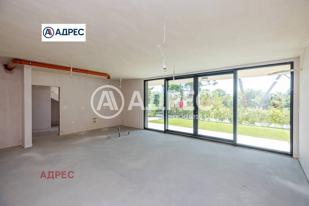 Продава МНОГОСТАЕН, гр. Варна, к.к. Св.Св. Константин и Елена