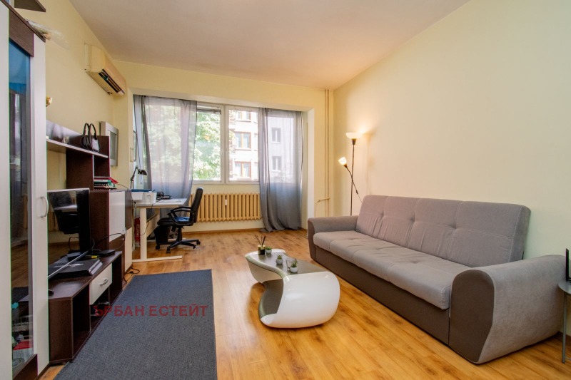 Продава 3-СТАЕН, град София, Център • 276000 € / 539809.08 лв. • 14961448 1