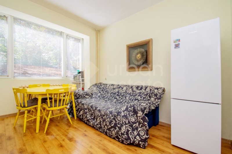 Продава 3-СТАЕН, гр. София, Център, снимка 2 - Апартаменти - 52134581