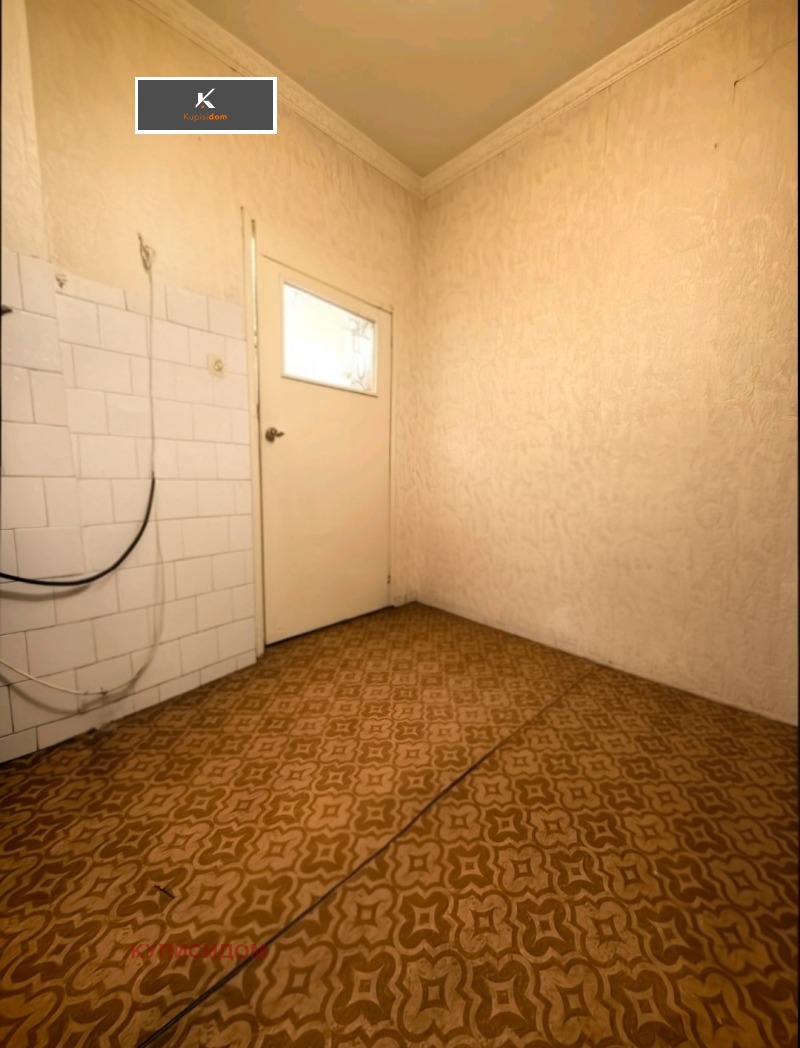 Продава 3-СТАЕН, гр. Стара Загора, Център, снимка 6 - Апартаменти - 53021559