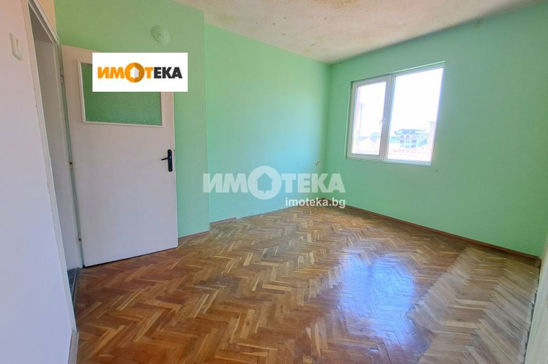 Продава МНОГОСТАЕН, гр. Варна, Център, снимка 5 - Aпартаменти - 47711920