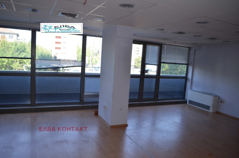 Myytävänä  Toimisto Sofia , Gotse Deltšev , 450 neliömetriä | 72373867 - kuva [2]