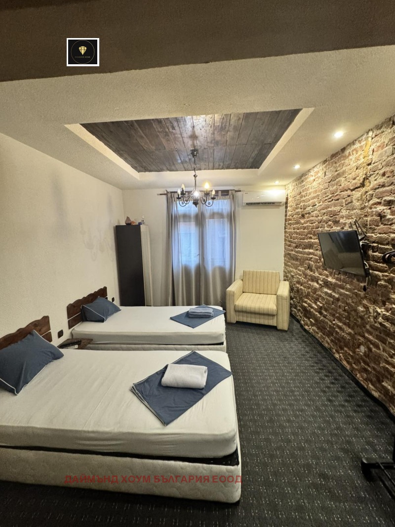 De vânzare  Casa Plovdiv , Țentâr , 140 mp | 89485942 - imagine [10]