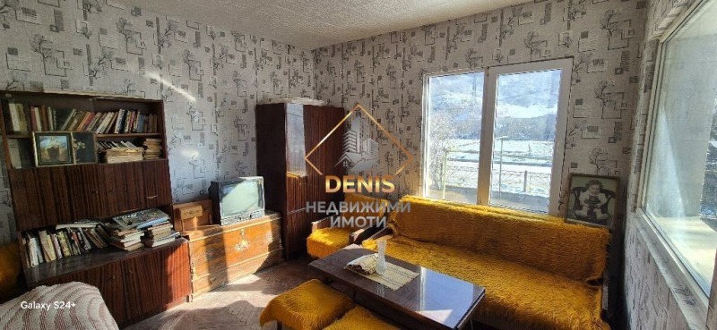 Продава КЪЩА, с. Разделна, област Варна, снимка 2 - Къщи - 53477274