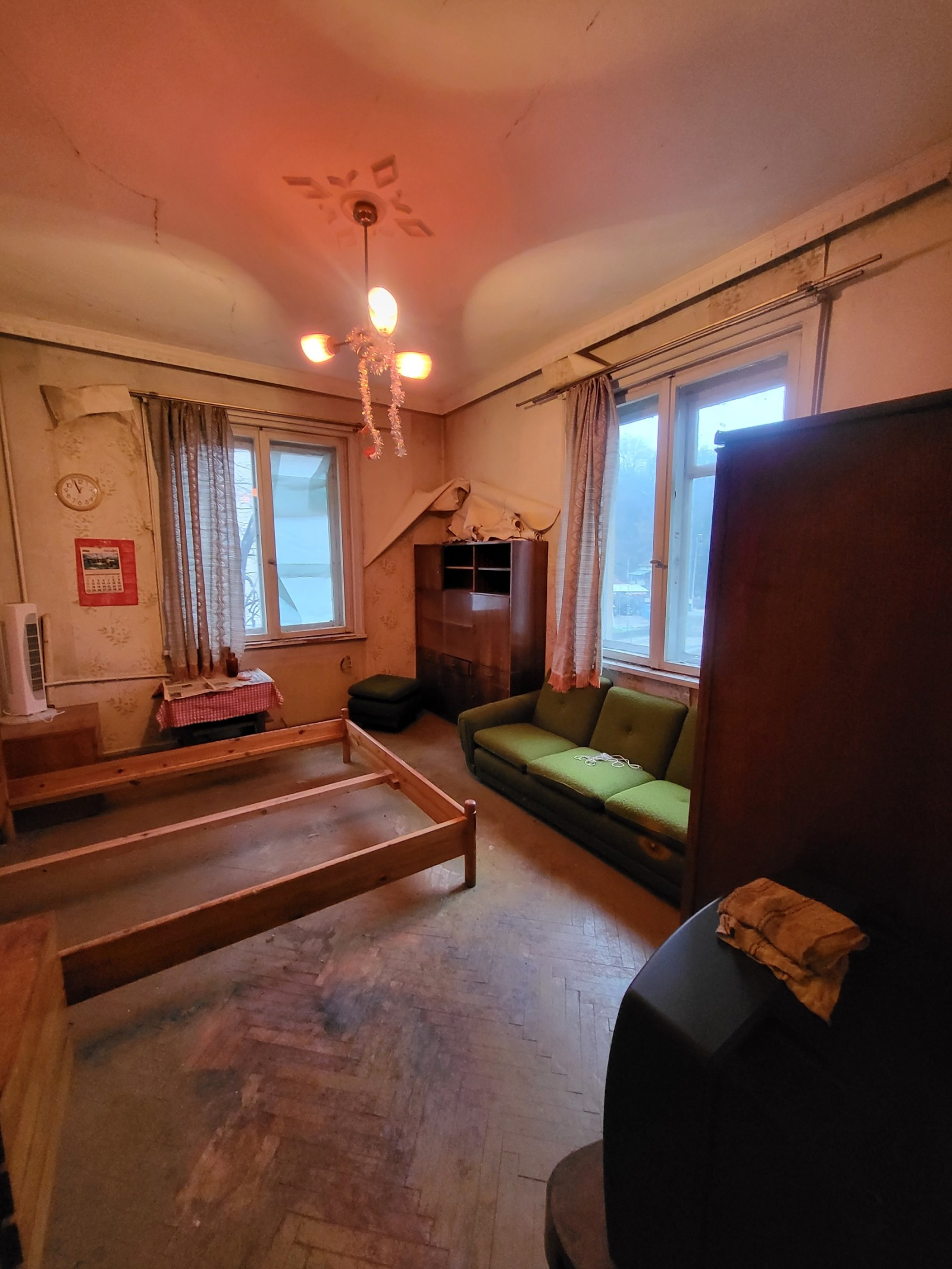 Продава 3-СТАЕН, гр. Плевен, Широк център, снимка 2 - Апартаменти - 54375540
