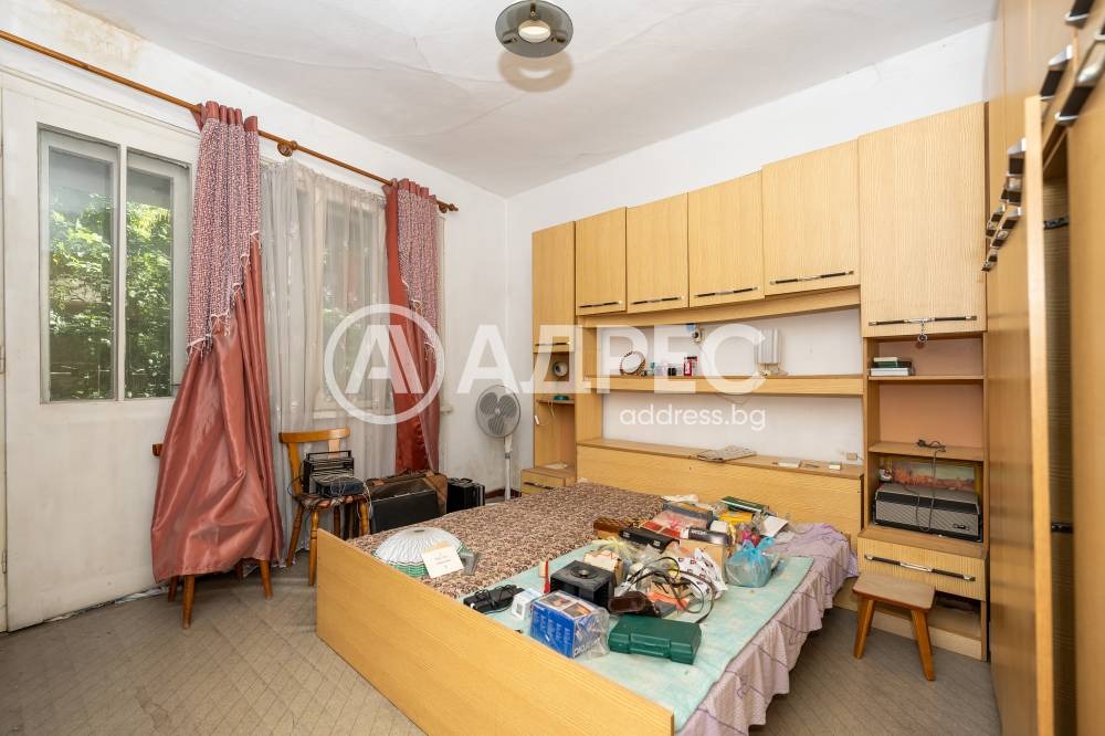 Продава ЕТАЖ ОТ КЪЩА, гр. Пловдив, Център, снимка 8 - Етаж от къща - 56407546