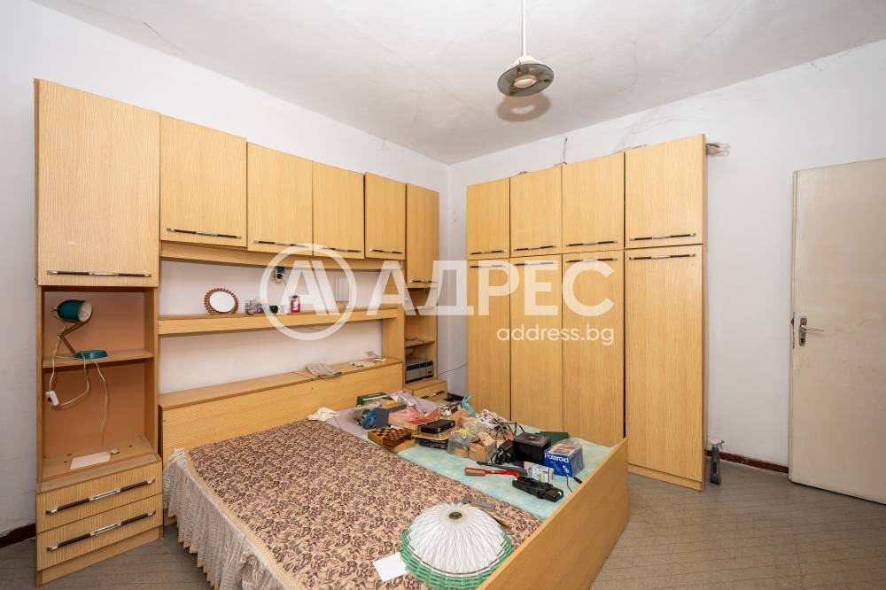 Продава ЕТАЖ ОТ КЪЩА, гр. Пловдив, Център, снимка 9 - Етаж от къща - 56407546