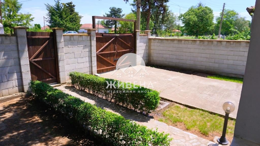 Продава КЪЩА, с. Соколово, област Добрич, снимка 6 - Къщи - 54133539