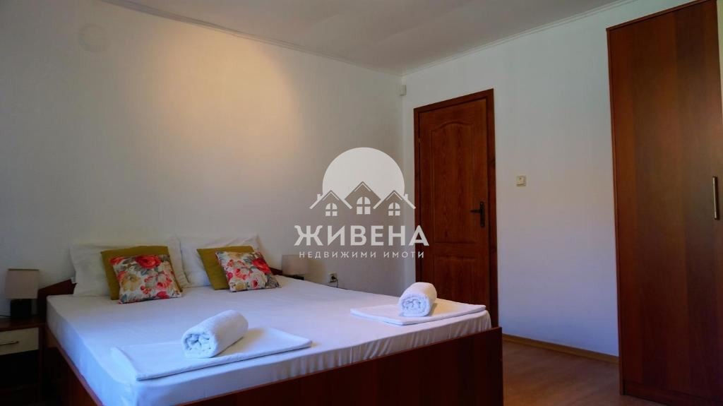 Продава КЪЩА, с. Соколово, област Добрич, снимка 10 - Къщи - 54133539