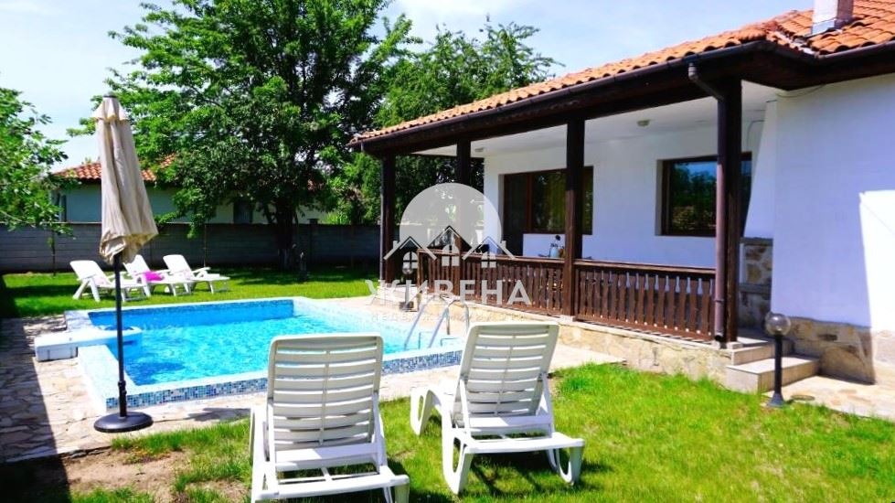 Продава КЪЩА, с. Соколово, област Добрич, снимка 3 - Къщи - 54133539