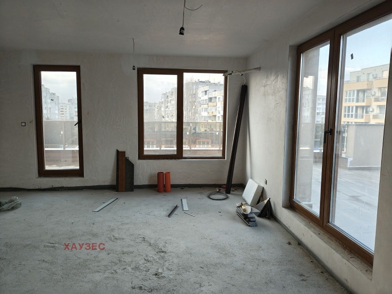 Продава 1-СТАЕН в град София, Надежда 3 - 81 кв.м / 162 000 € » 316 844.46 лв., ХАУЗЕС
