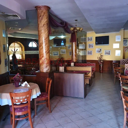 Продава ХОТЕЛ, гр. Златица, област София област, снимка 4 - Хотели - 52779060