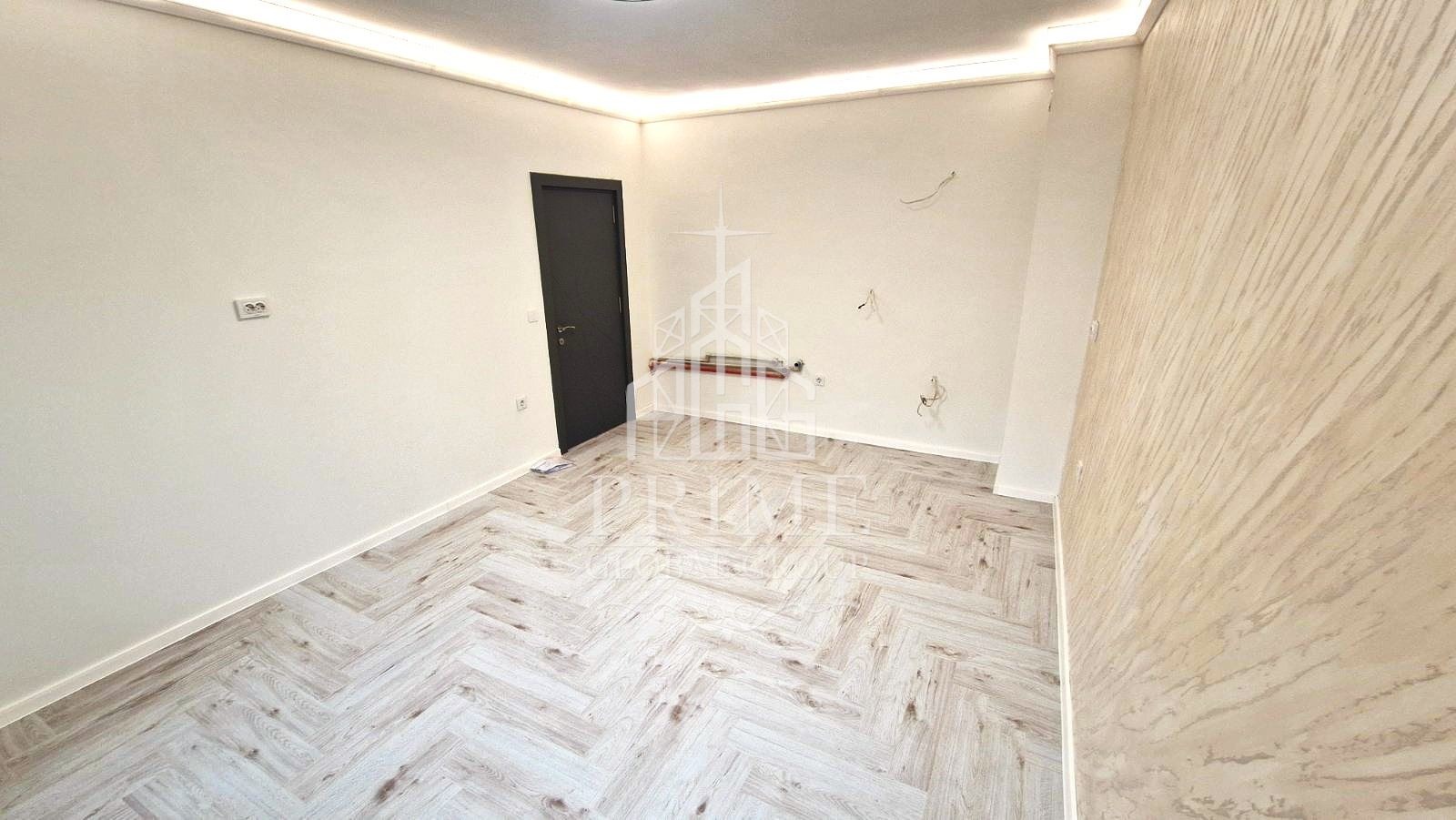 Продава 2-СТАЕН, гр. Варна, Лятно кино Тракия