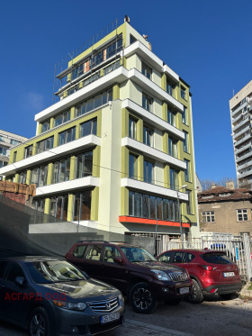 3 soveværelser Oborishte, Sofia