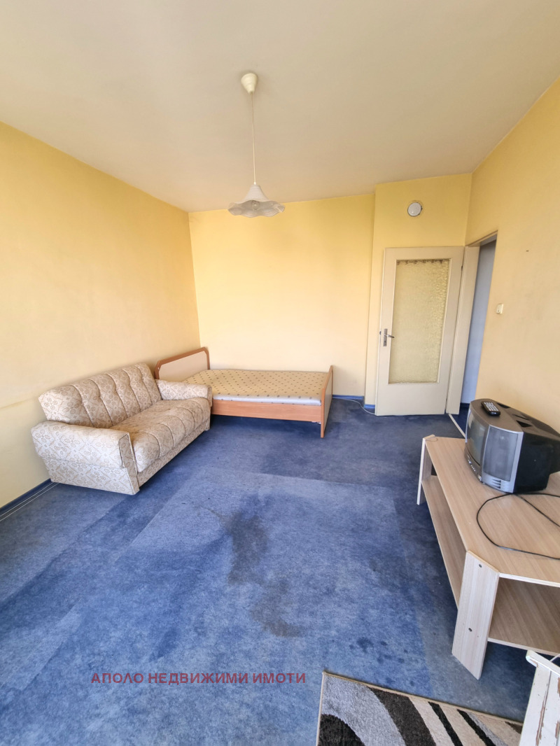 Til salgs  1 soverom Sofia , Slatina , 45 kvm | 31654929 - bilde [2]