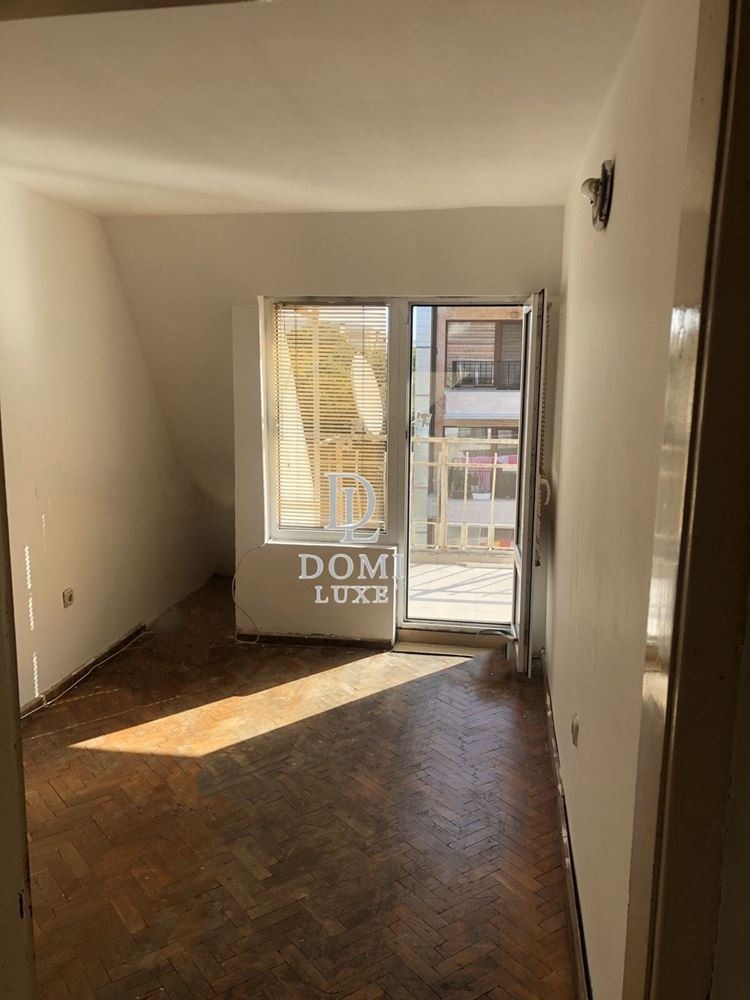 Продава 3-СТАЕН, гр. Варна, Централна поща, снимка 7 - Апартаменти - 53439403